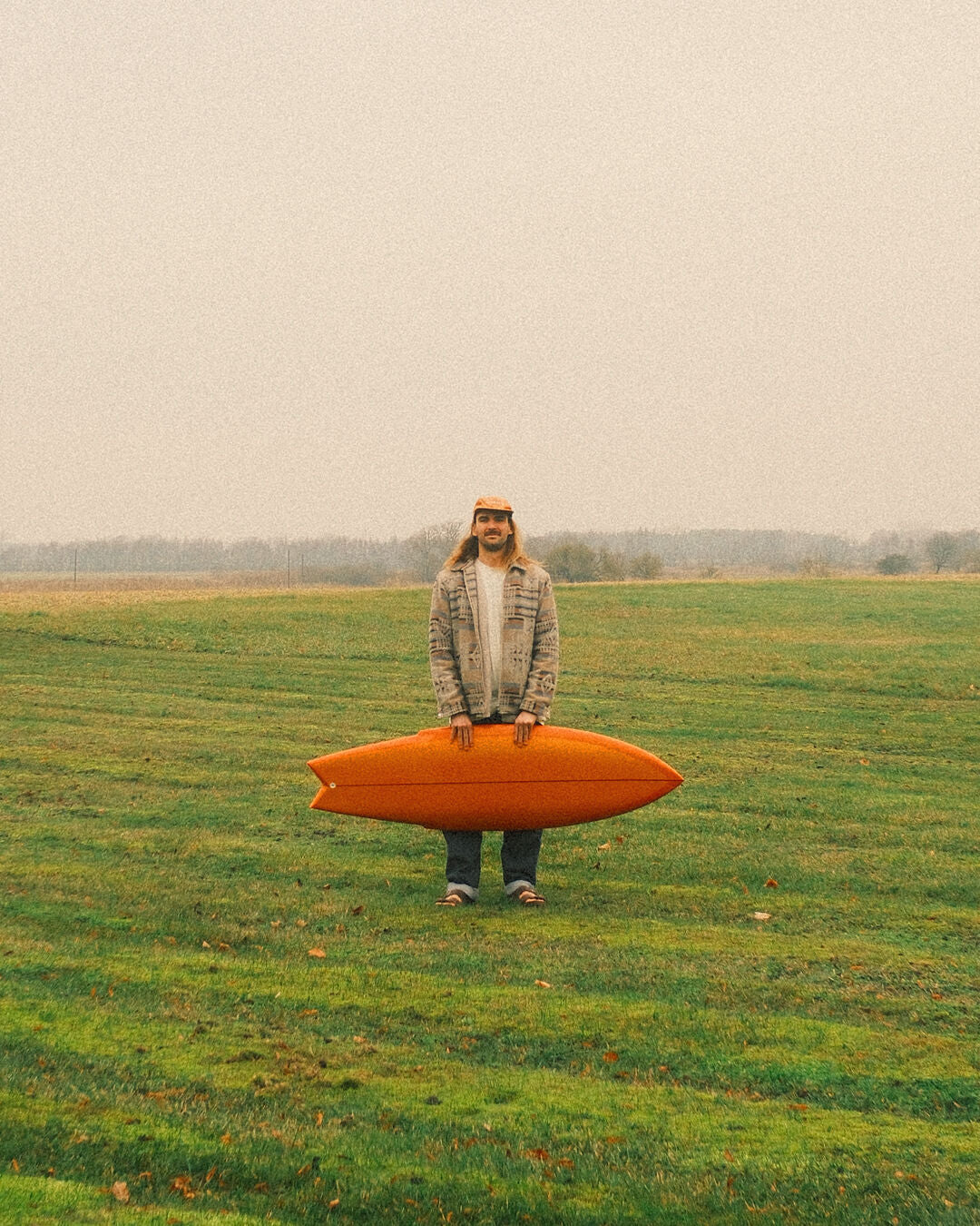 Crafting a surfboard – NUDIENT