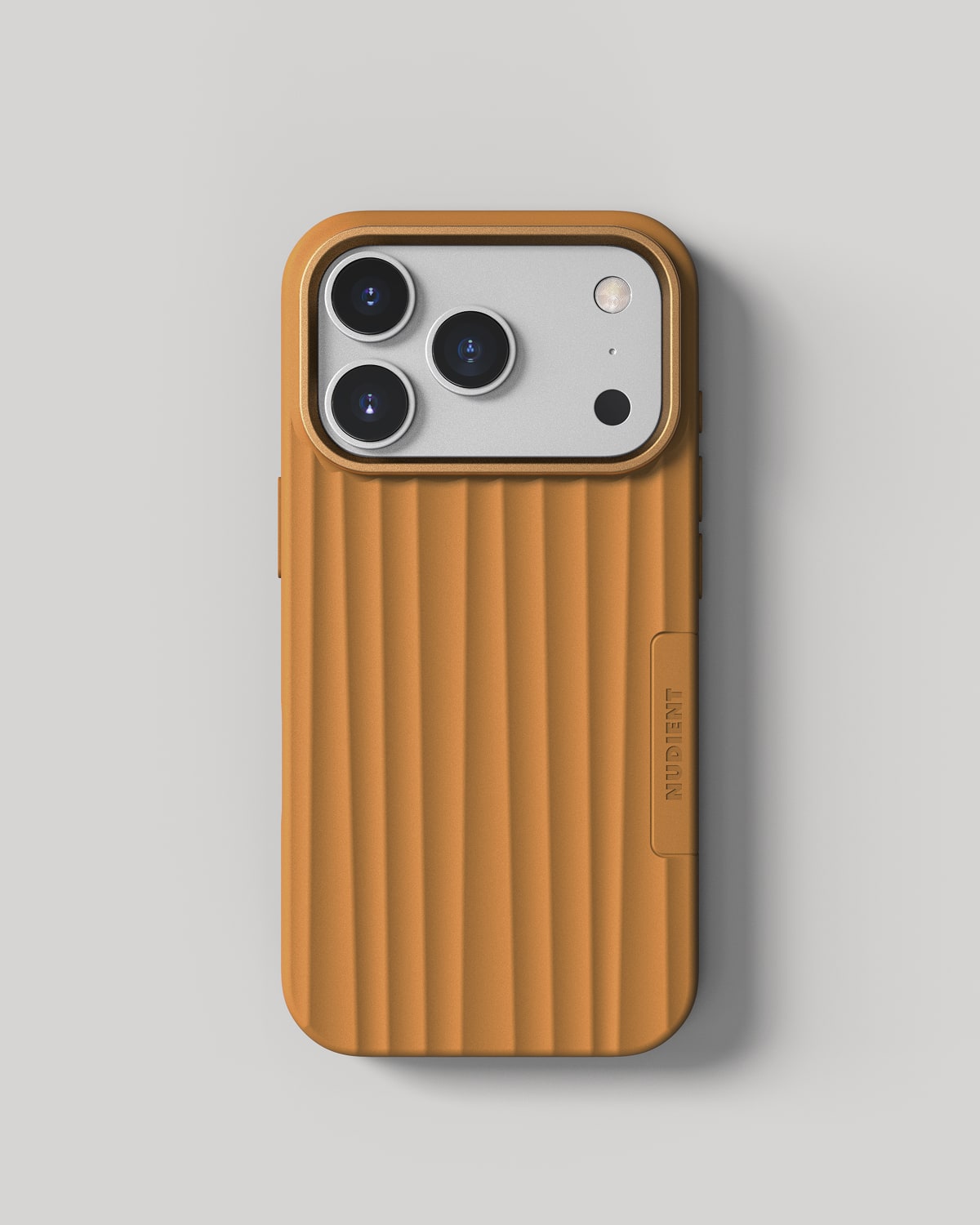 NUDIENT iPhone 17 Pro 用ケース Amber Yellow Bold Case MagSafe - Amber Yellow - iPhone 17 Pro – NUDIENT