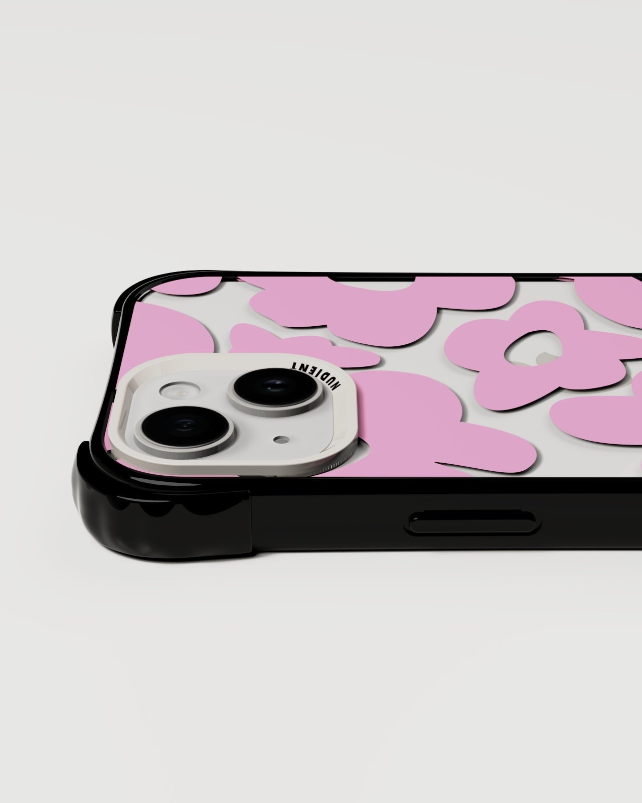 フォームでこぼこのケース