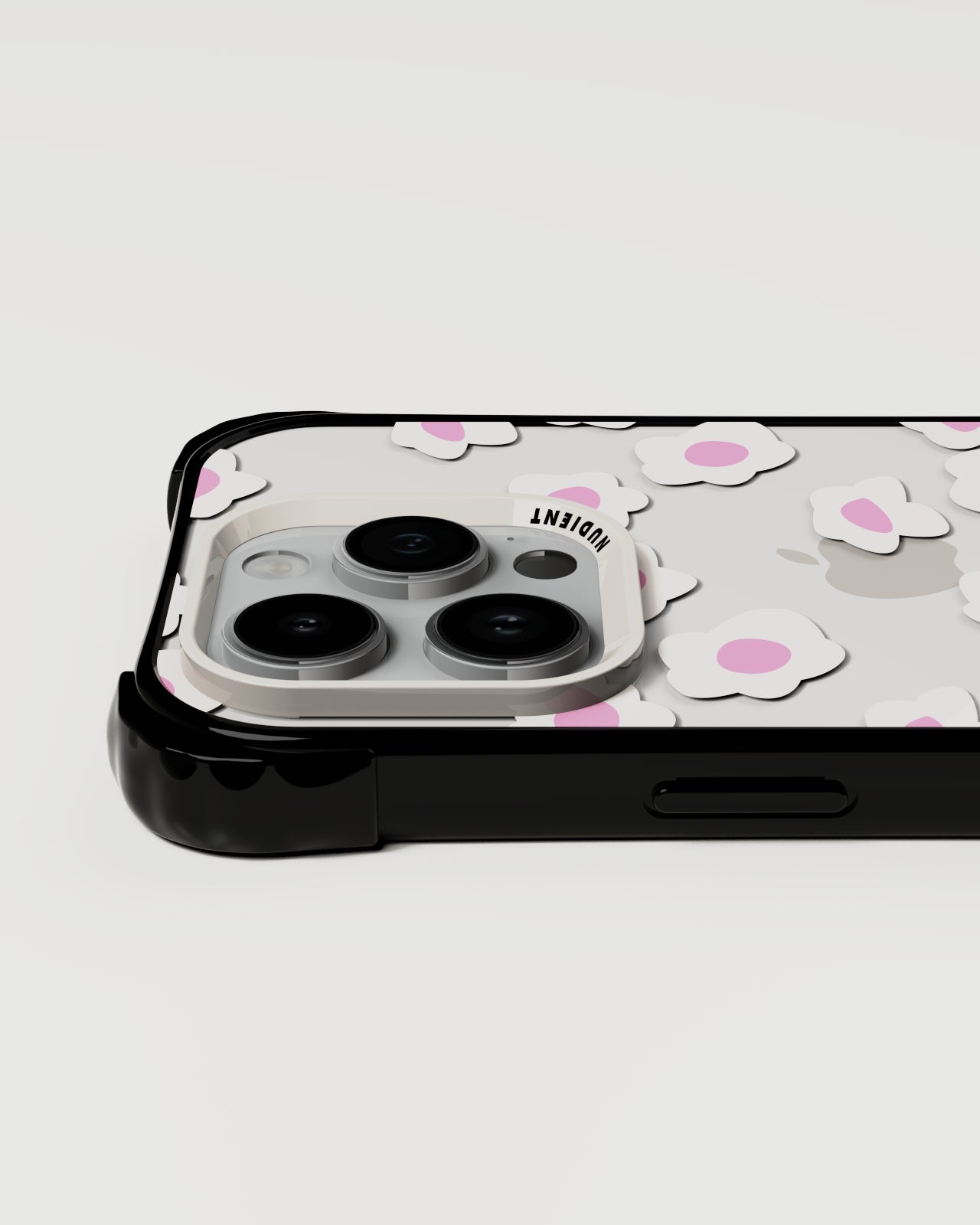 フォームでこぼこのケース