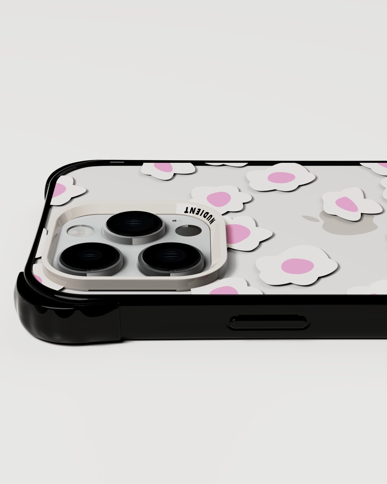 フォームでこぼこのケース