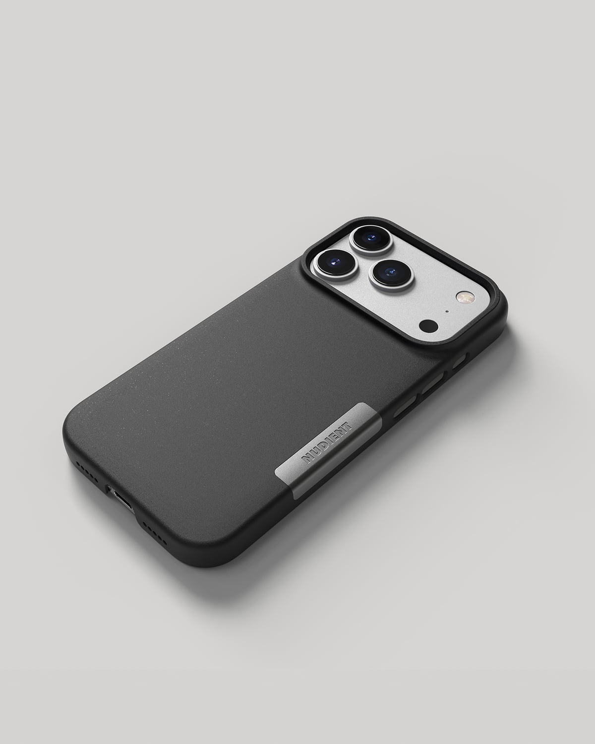 Thin Case - Ink Black - iPhone 17 Pro – NUDIENT