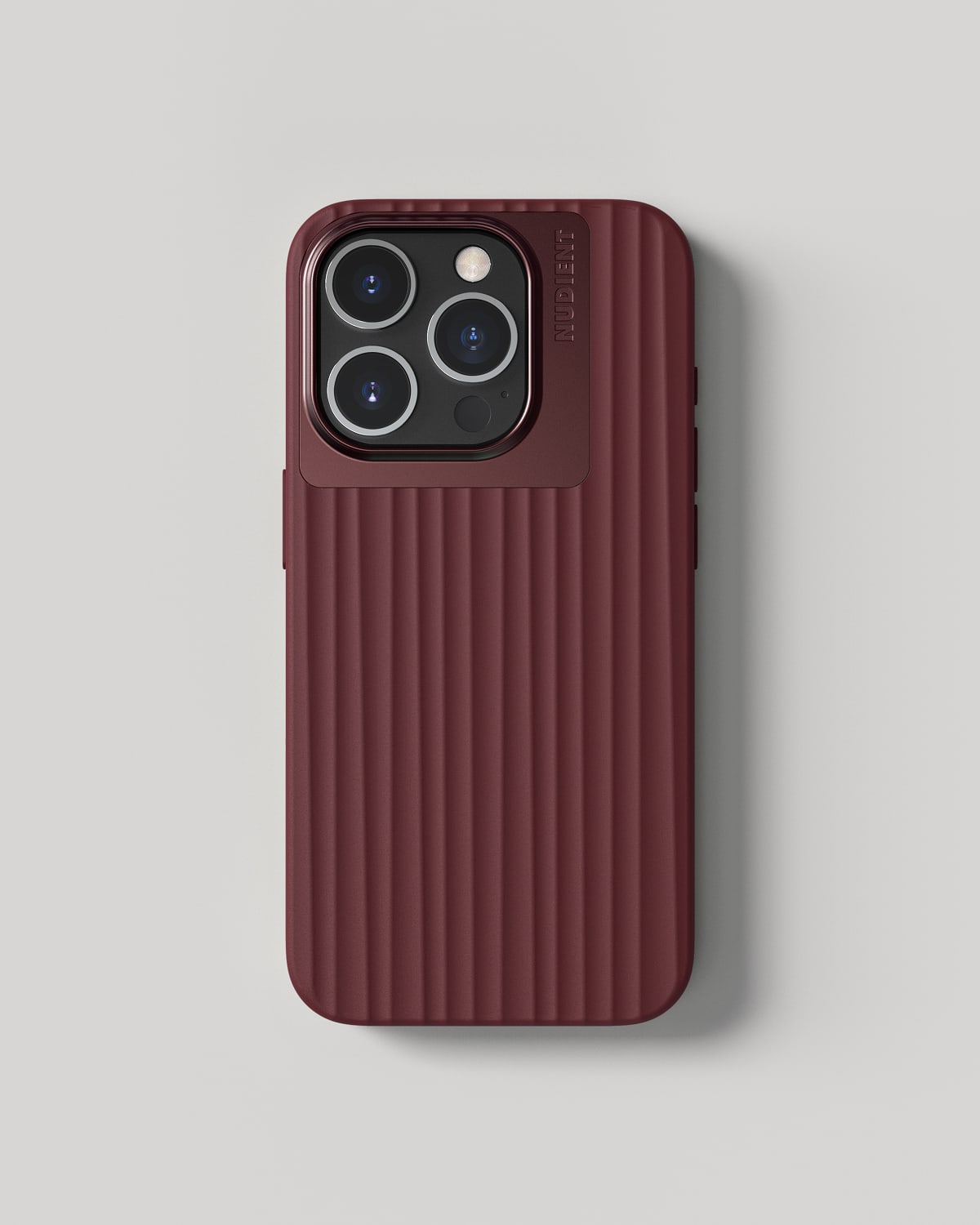 大胆なケース – NUDIENT