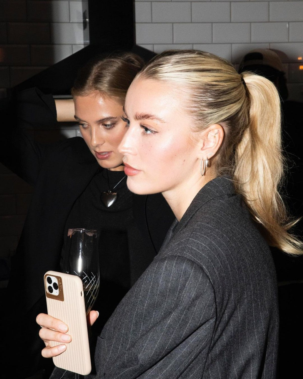 Bold Case - Linen Beige - iPhone 14 – NUDIENT